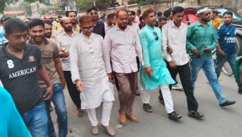 ঢাকায় শ্রমিক সমাবেশে নেতাকর্মীদের নিয়ে অধ্যাপক মামুন মাহমুদ